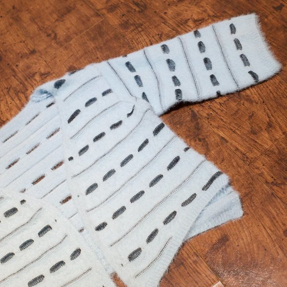 Vintage unqiue fuzzy and mesh cardigan - Picture 5 of 7